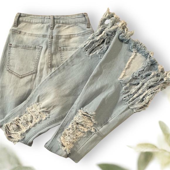 Akira Distressed Bellbottom Jeans Distressed Bootcut Jeans Akira Jeans 5(27) - Picture 3 of 9